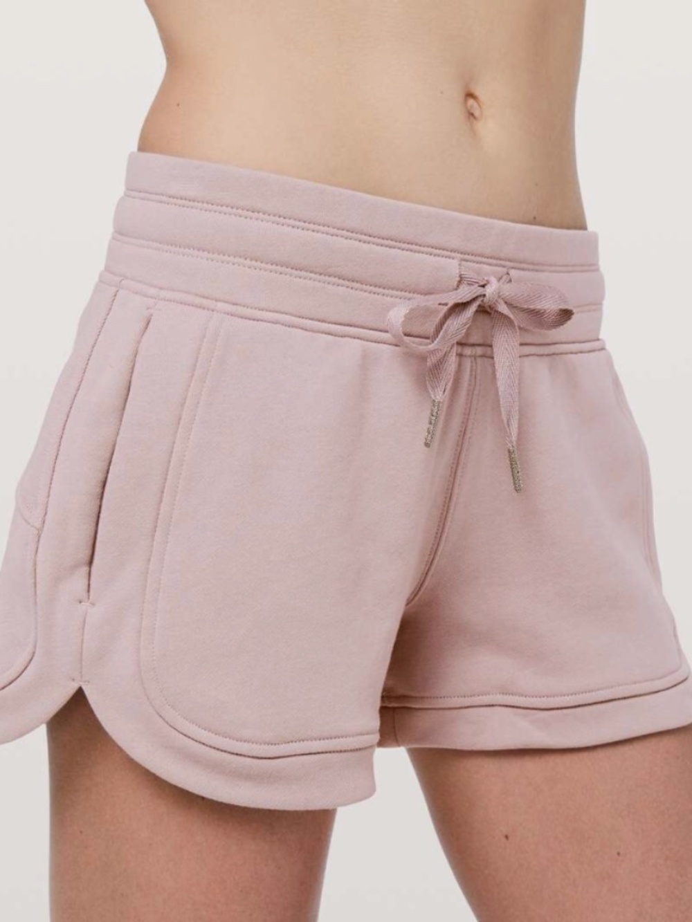 Lululemon Hit Reset short size 8